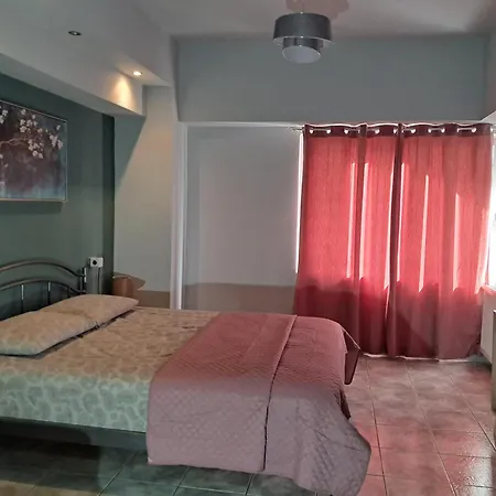 Happy Traveller Appartement Volos Buitenkant foto